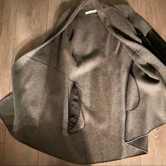 Danier Jacket - Picture 2 of 4